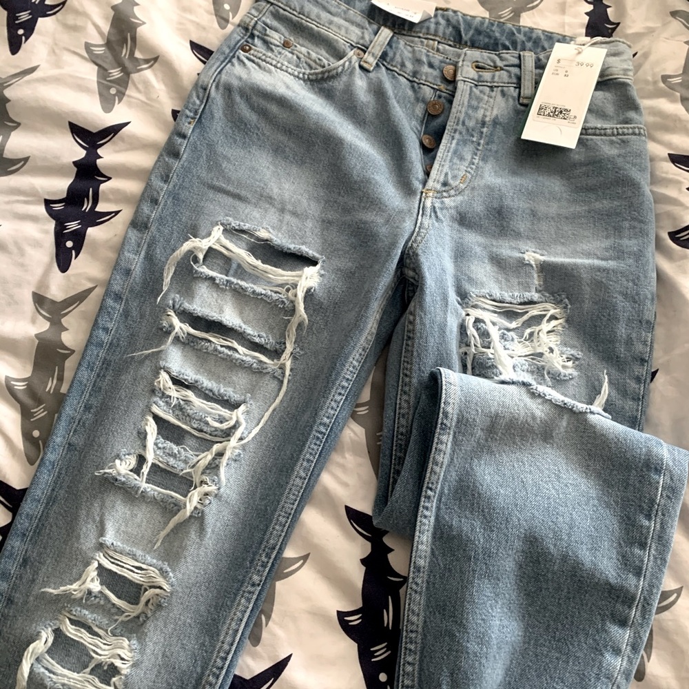 NWT h&m distressed boyfriend jeans
